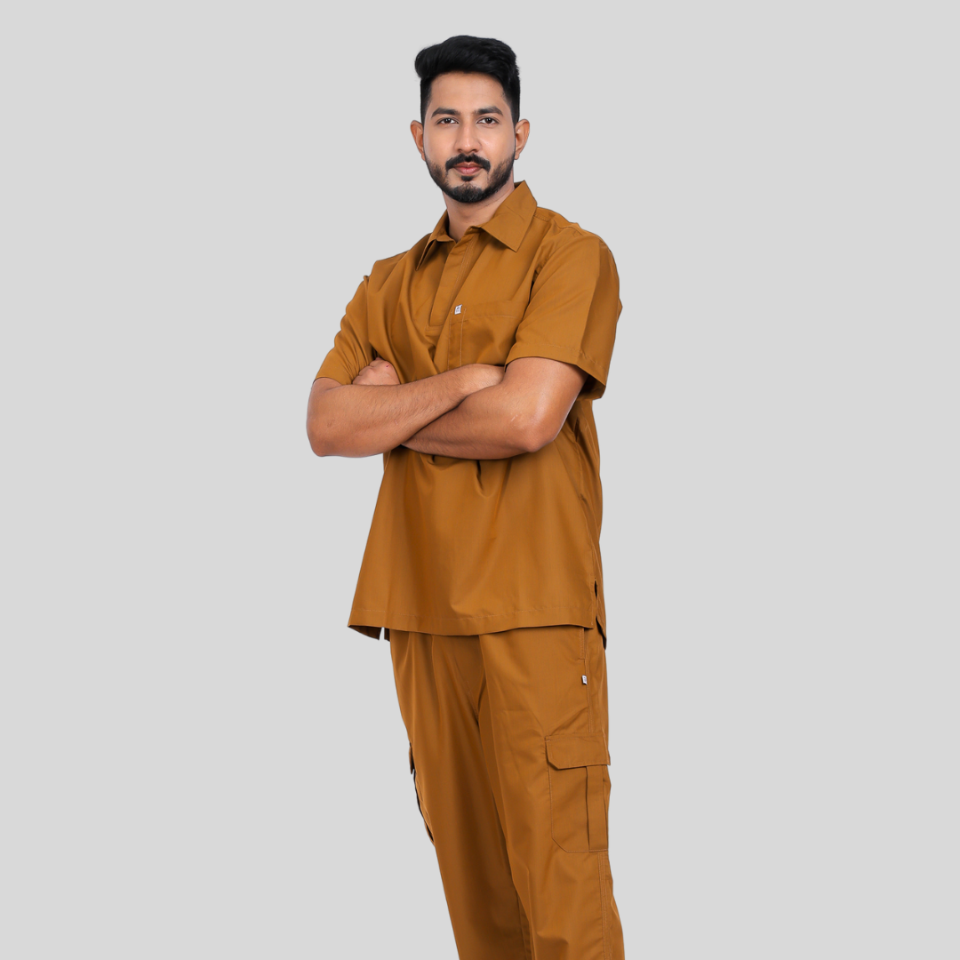 VIDHI POLO COLLAR MEN– DESSERT CAMEL SCRUB