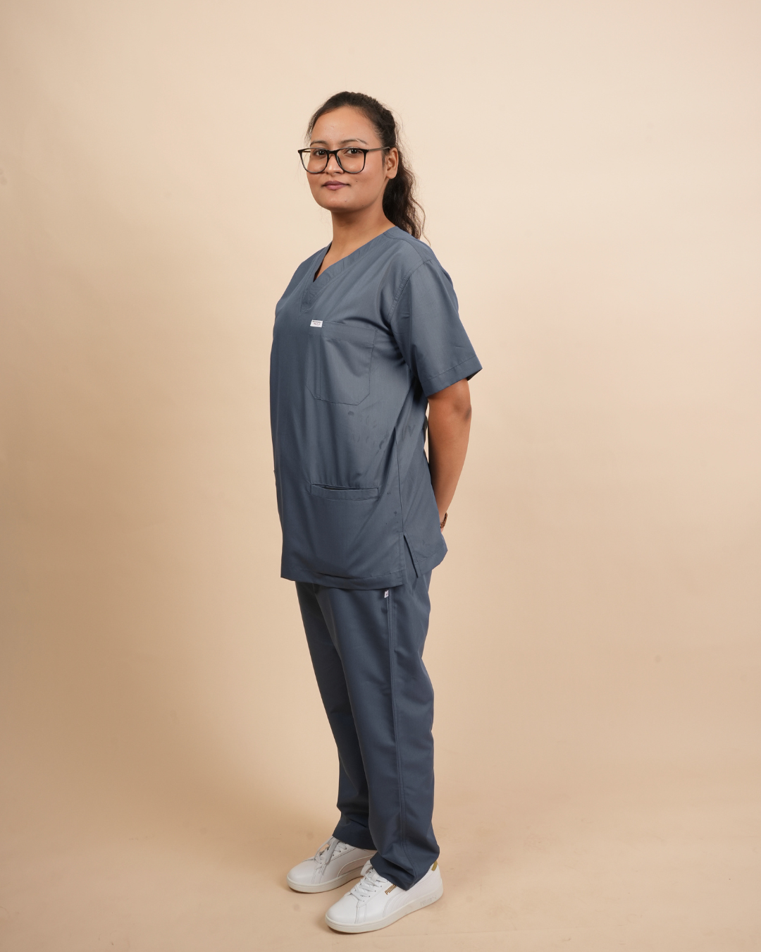 TMX Apex V-Neck Scrub Set — Women · Grey