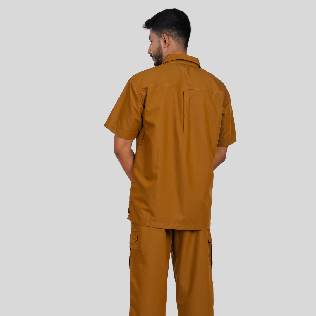 VIDHI POLO COLLAR MEN– DESSERT CAMEL SCRUB