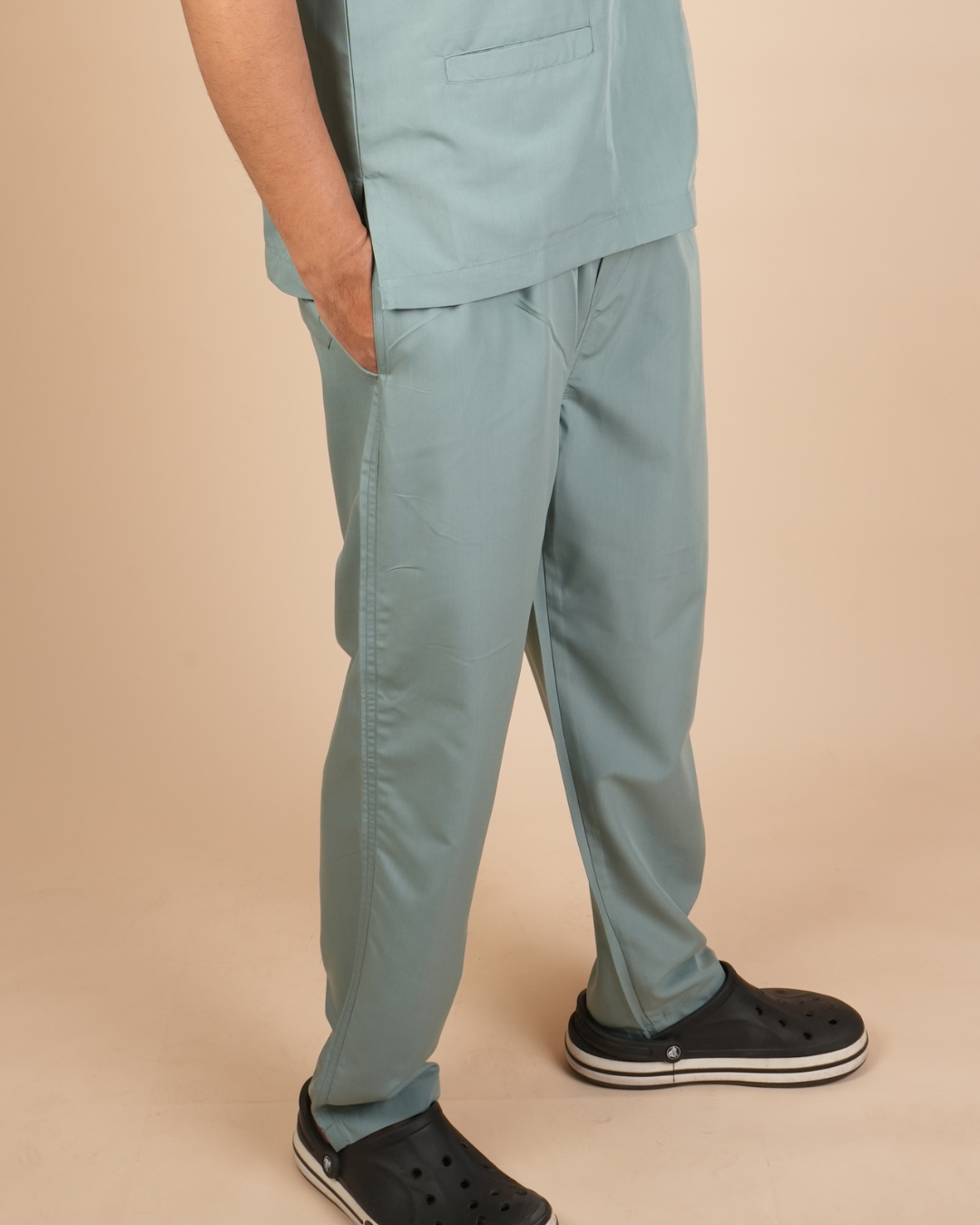 TMX Apex V-Neck Scrub Set — Men · Marine Green