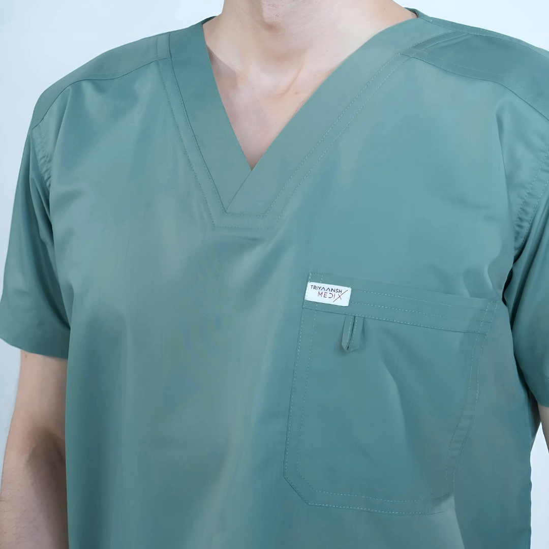 OSHIRA V NECK MEN - MARINE GREEN SCRUB